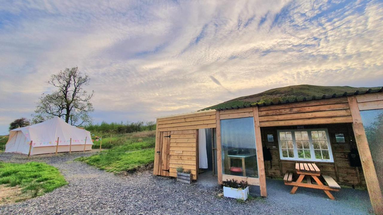 Calon Y Goedwig Glamping Hotel Llandovery Exterior photo