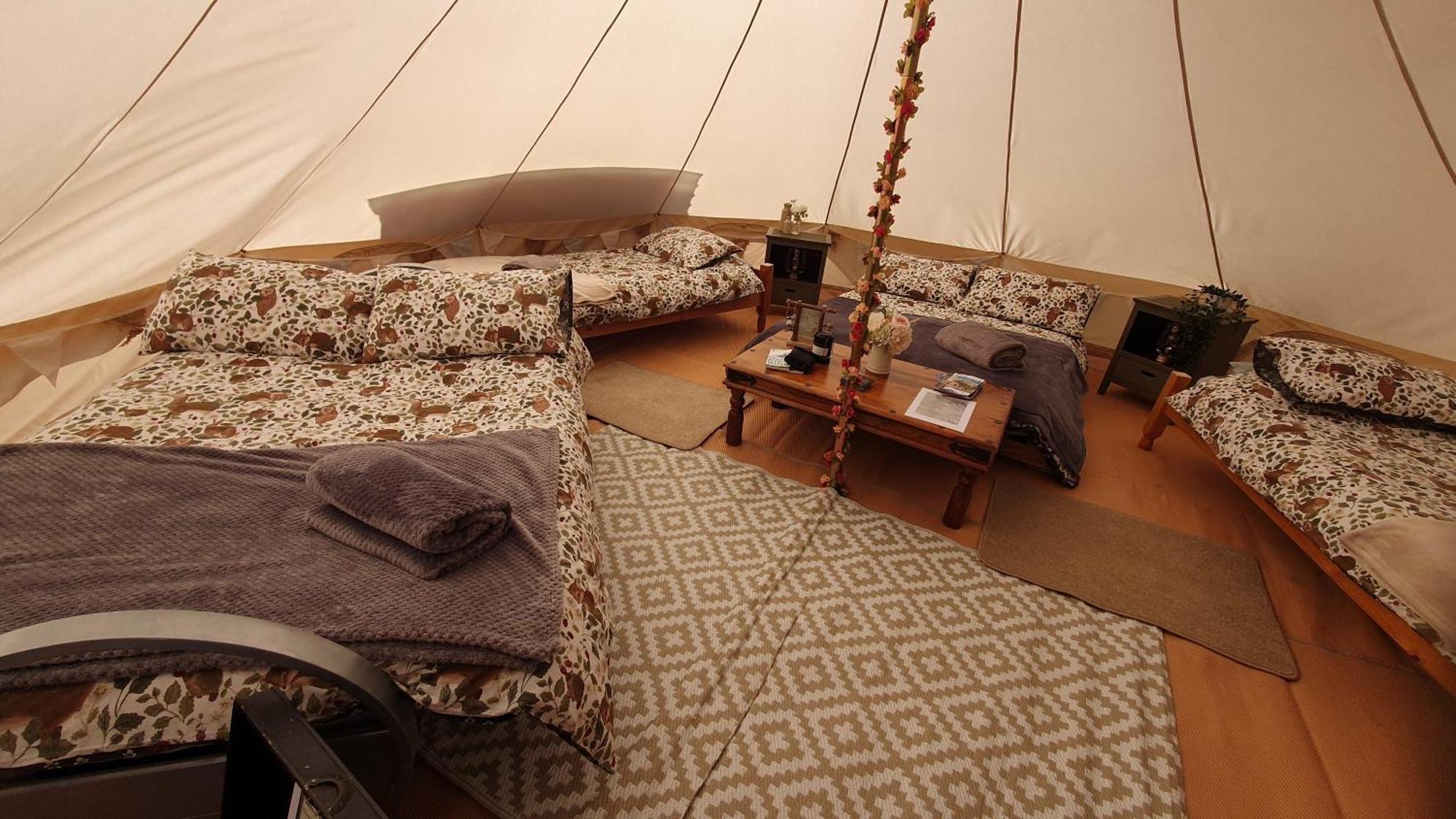 Calon Y Goedwig Glamping Hotel Llandovery Exterior photo