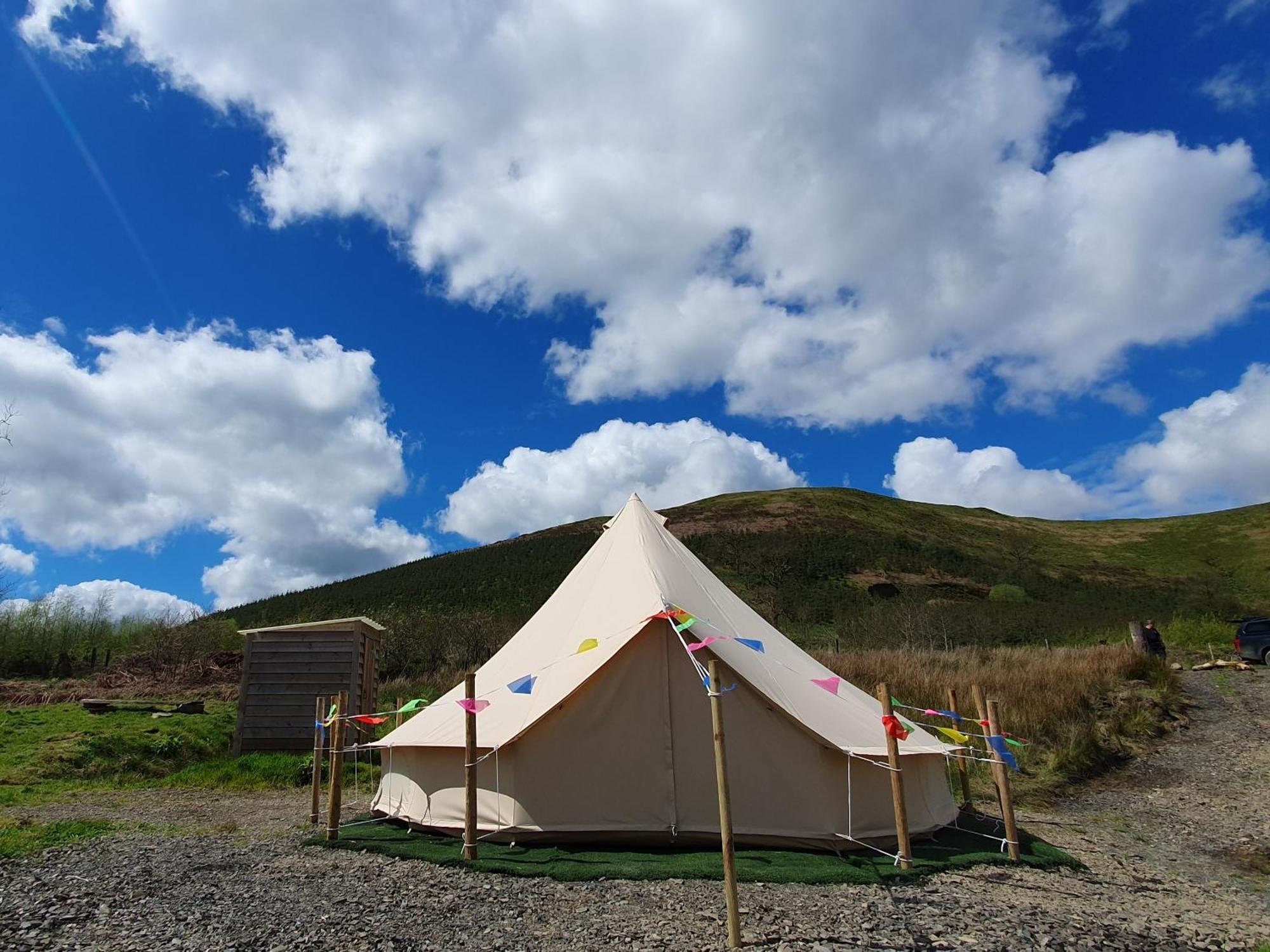 Calon Y Goedwig Glamping Hotel Llandovery Exterior photo